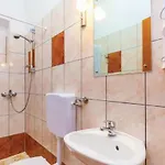 Ana Apartamento *