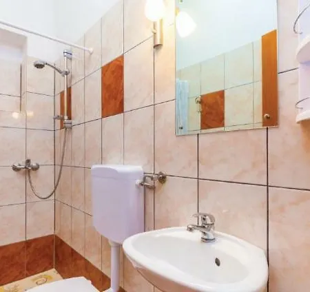Ana Apartman *